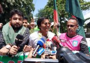 সাতক্ষীরায় পৌঁছে উষ্ণ সংবর্ধনা পেলেন সাফজয়ী সাবিনা