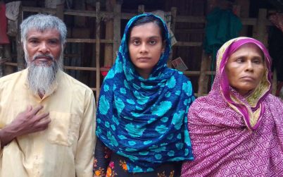 টাকার অভাবে বিশ্ববিদ্যালয়ে ভর্তি হতে পারছেন না তালার আমেনা