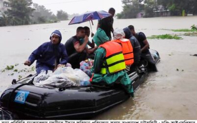 ফেনীতে চিকিৎসা সহায়তা ও উদ্ধার অভিযানে নৌবাহিনী