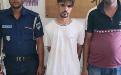 কয়রায় গাঁজাসহ বিক্রেতা আটক