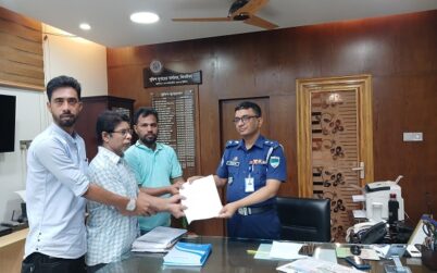 ঝিনাইদহে সুদীপ হত্যার সুষ্ঠু তদন্তের দাবিতে স্বারকলিপি