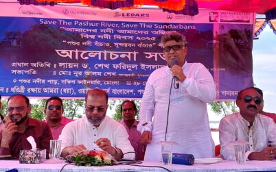 সুন্দরবনের প্রাণ পশুর নদ কয়লা-বিষ ও প্লাস্টিক দূষণে আক্রান্ত