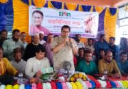 ডুমুরিয়ায় ২১৫ মন্দিরে আর্থিক সহযোগিতা প্রদান করলেন লবি