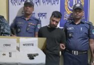 দিঘলিয়ায় অস্ত্র ও গুলিসহ শীর্ষ সন্ত্রাসী কনডম রিপন গ্রেফতার