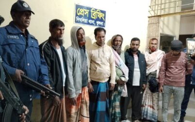 দিঘলিয়ায় শীর্ষ সন্ত্রাসী মামুন ও সোহেলসহ গ্রেফতার ১২