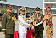 নৌবাহিনী প্রধানের বিএনসিসির সমাপনী কুচকাওয়াজ পরিদর্শন