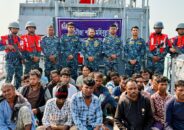 মায়ানমারে পাচারকালে সিমেন্ট বোঝাই দুটি বোটসহ ২৩ জন আটক