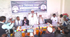 তালায় সাংবাদিকদের সঙ্গে জামায়াতের প্রার্থী ইজ্জত উল্লাহর মতবিনিময়