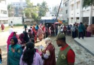 খুলনায় অপ্রীতিকর ঘটনা ছাড়াই চলছে ভোটগ্রহণ, ধাক্কায় বিএনপি নেতার মৃত্যুর অভিযোগ