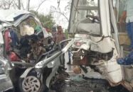 রামপালে বাস-মাইক্রোবাস সংঘর্ষে বর কনেসহ নিহত ১৪