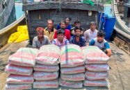 মায়ানমারে পাচারকালে সিমেন্টসহ ২০ জন আটক