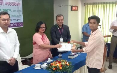 খুলনার ৩০ কৃতি শিক্ষার্থীকে সংবর্ধনা ও শিক্ষাবৃত্তি দিল সিএসএস