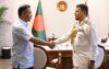 প্রধানমন্ত্রীর সাথে বিদায়ী নৌবাহিনী প্রধানের সৌজন্য সাক্ষাৎ