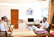 প্রধানমন্ত্রীর সঙ্গে নৌবাহিনী প্রধানের সৌজন্য সাক্ষাৎ
