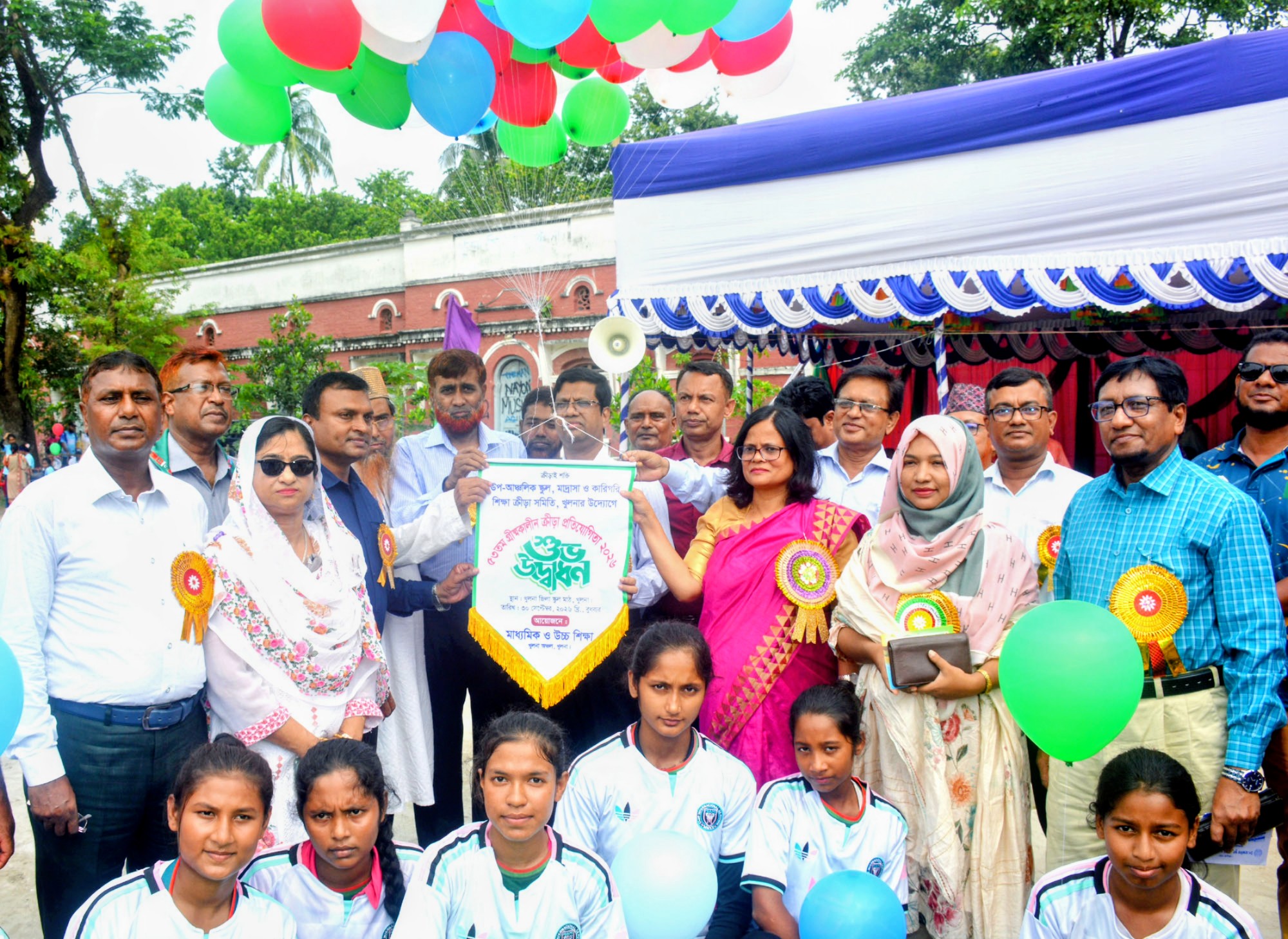 খুলনায় গ্রীষ্মকালীন ক্রীড়া  প্রতিযোগিতার উদ্বোধন