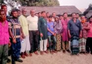 অসহায় শিক্ষার্থী বক্কর এর দায়িত্ব নিলেন বিএনপি নেতা মুসা