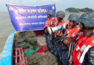 মা ইলিশ সংরক্ষণে চাঁদপুরে নৌবাহিনীর অভিযান অব্যাহত